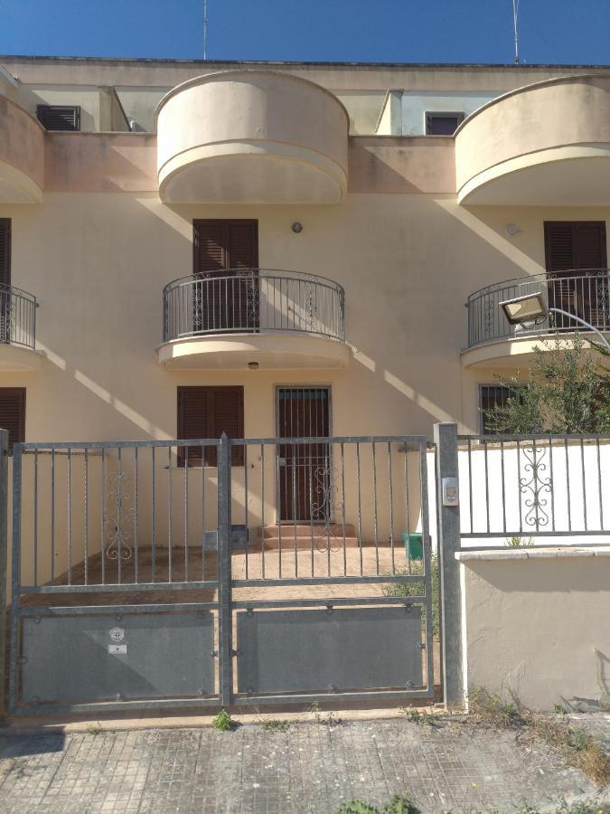 Villa Orchidea Sant Isidoro  Esterno foto